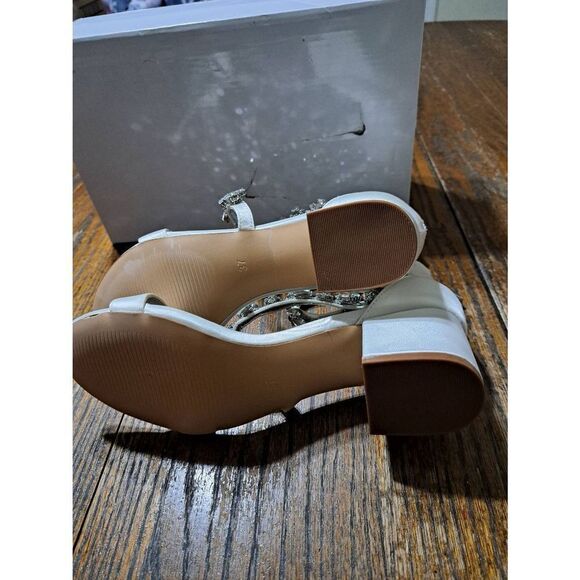 New 7 Huibaogong Ivory Low Block Chunky High Heel Special Occasion Dress Shoes - Picture 12 of 13